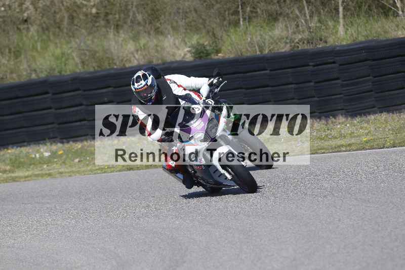 /01 02.04.2026 MAZ ADR/Gruppe gelb Gruppe gruen/3